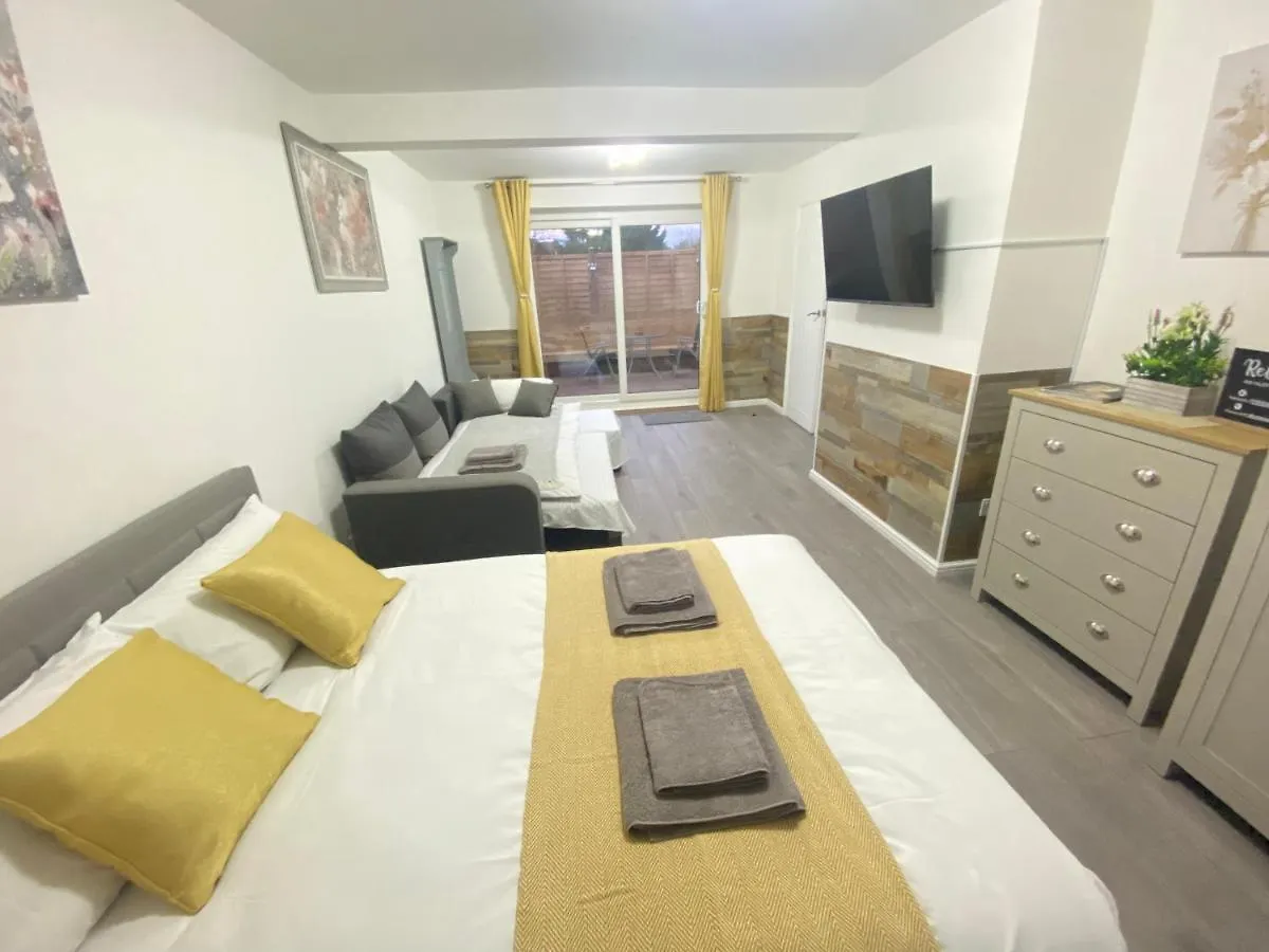 Gatwick Studio Horley