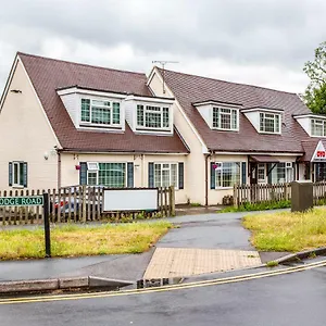 Oyo Flexistay Ambers Gatwick Horley